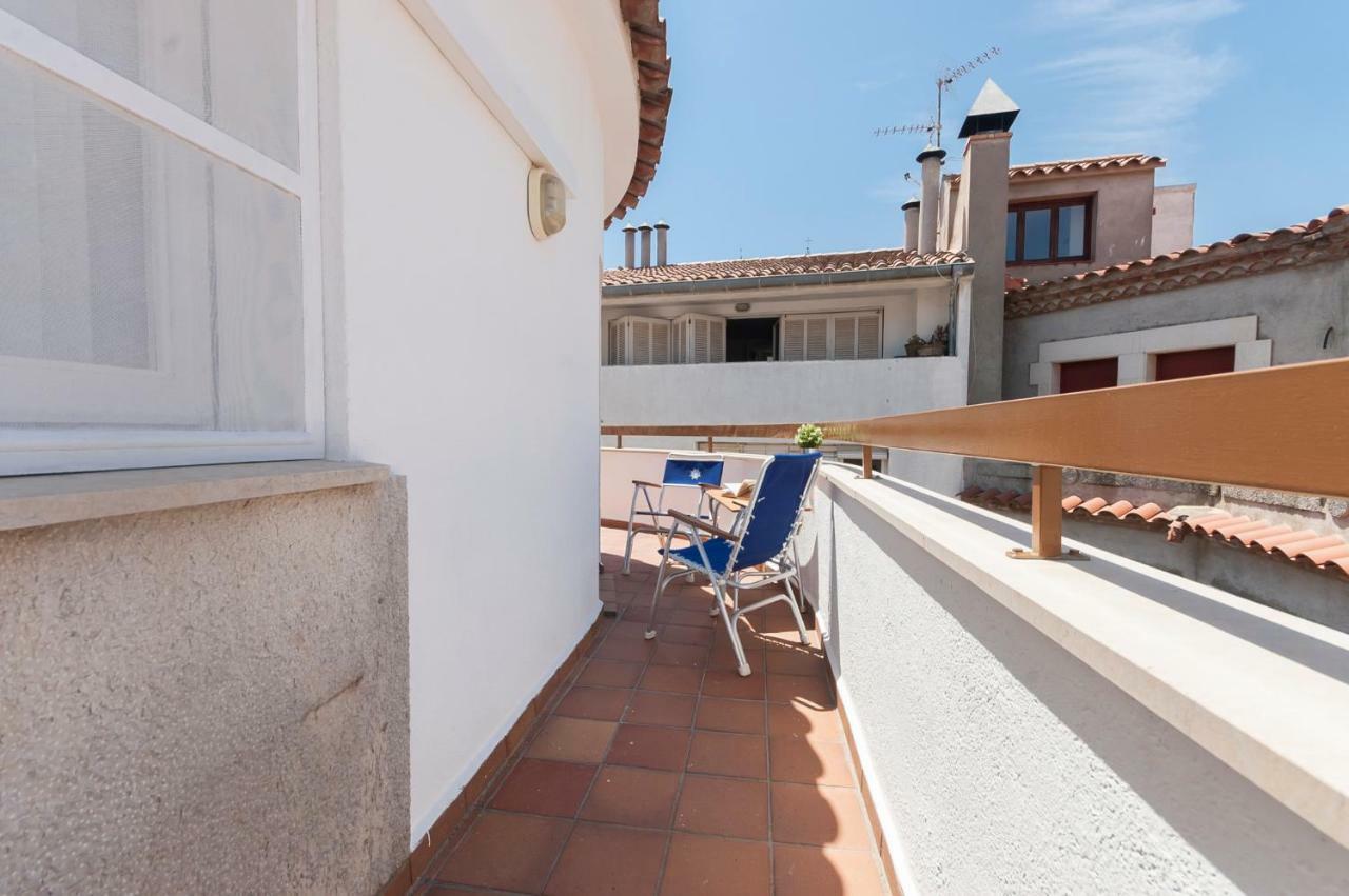 Lets Holidays Tossa Near 2 Apartment